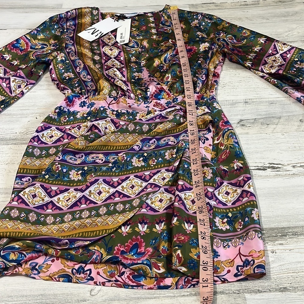 Zara Silk Like Floral Blogger Favorite Dress Size XS.  NWT - Picture 12 of 12